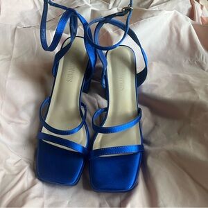 [SOLD]Dream Pairs Royal Blue Strappy Heels